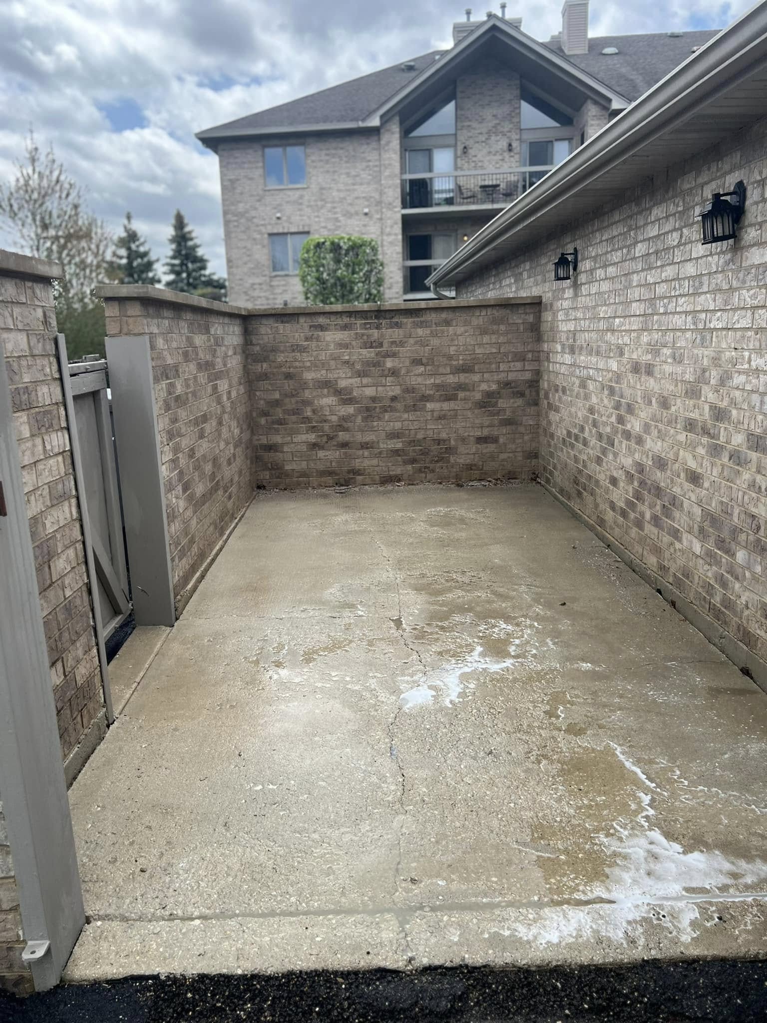 Commercial Dumpster Pad Steam Cleaning